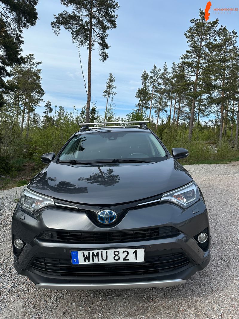 toyota-toyota-rav4-25-hybrid-awd-i