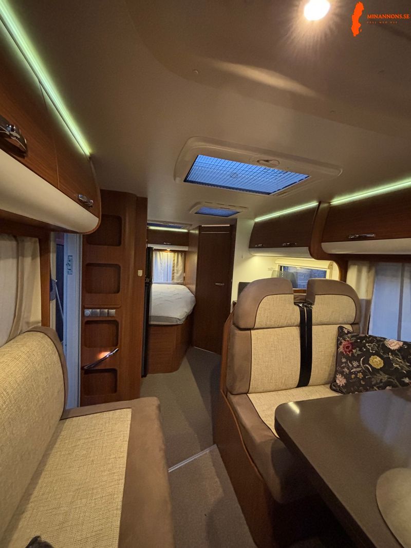 adria-s-650-sf-sport-2012