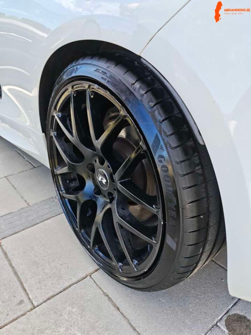volkswagen-scirocco-r-20-tsi
