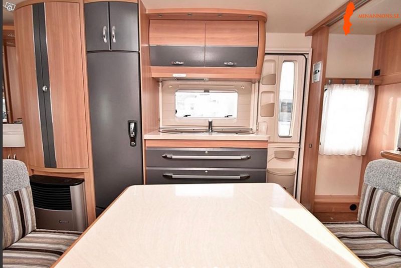 hobby-560-ukfe-deluxe-2012