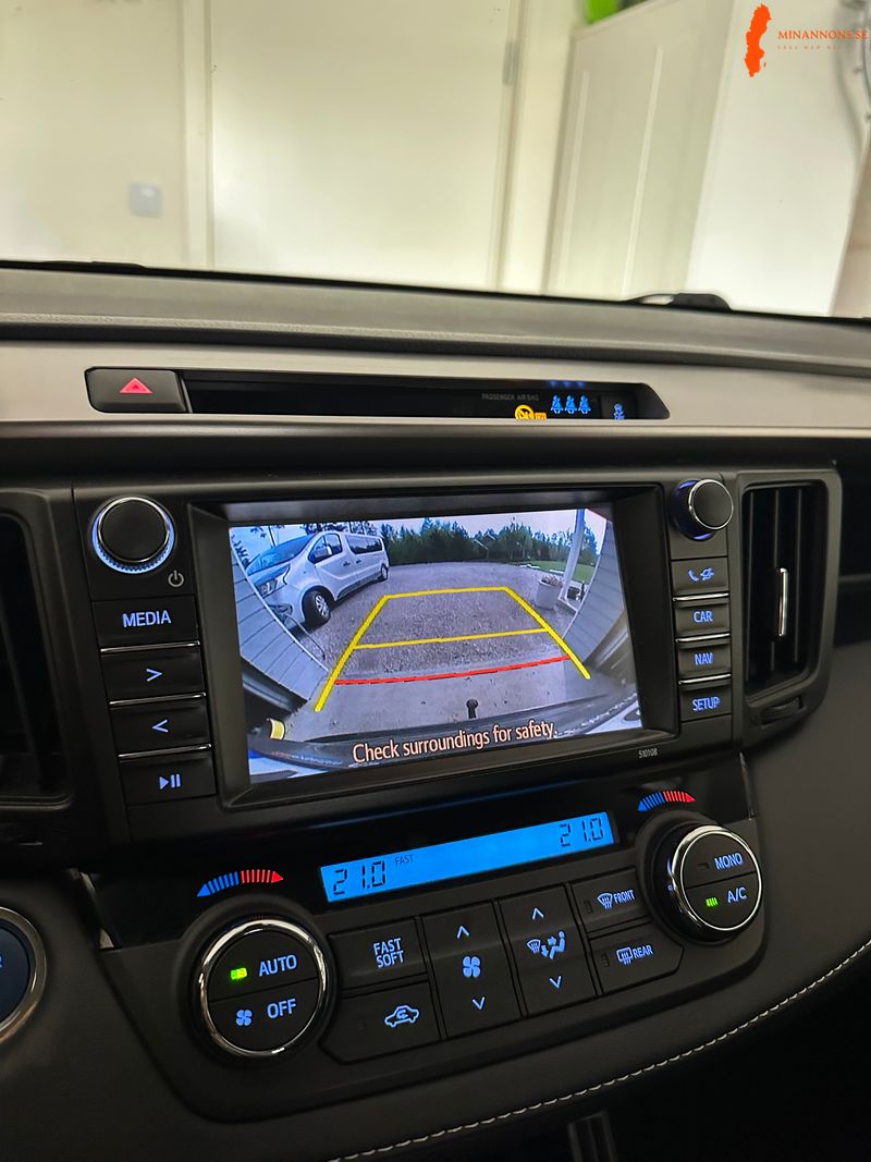 toyota-toyota-rav4-25-hybrid-awd-i