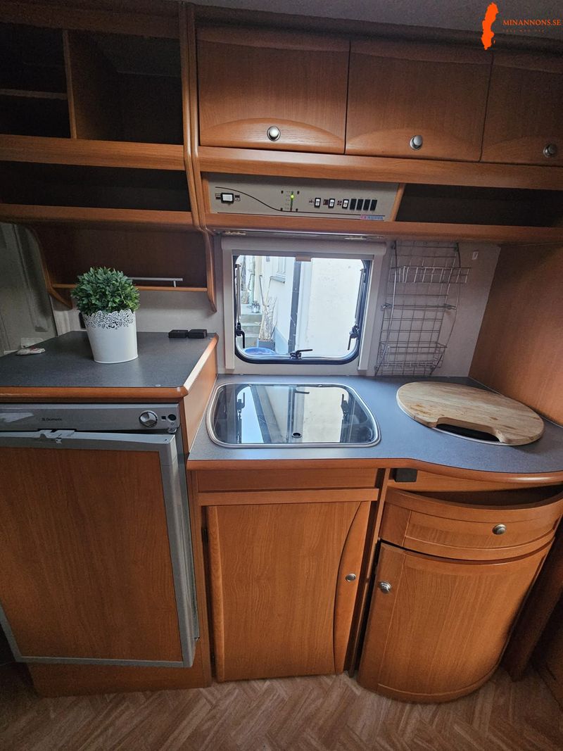 adria-unica-563-ul