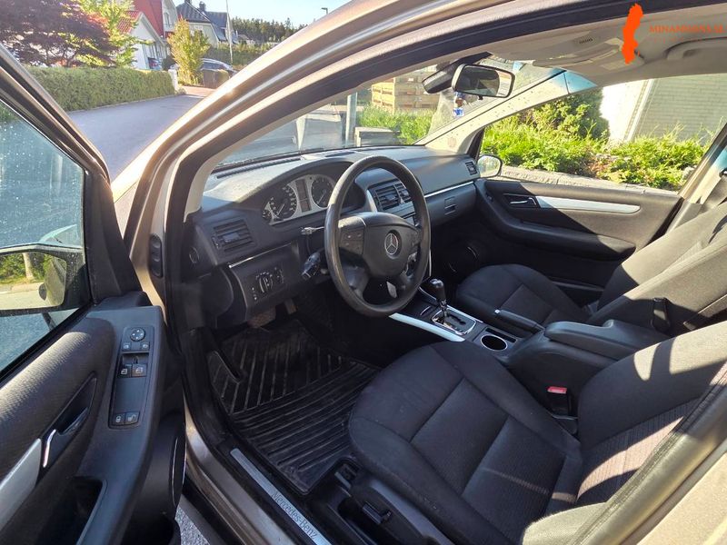 mercedes-benz-mercedes-benz-b-200-200-cst-fwd