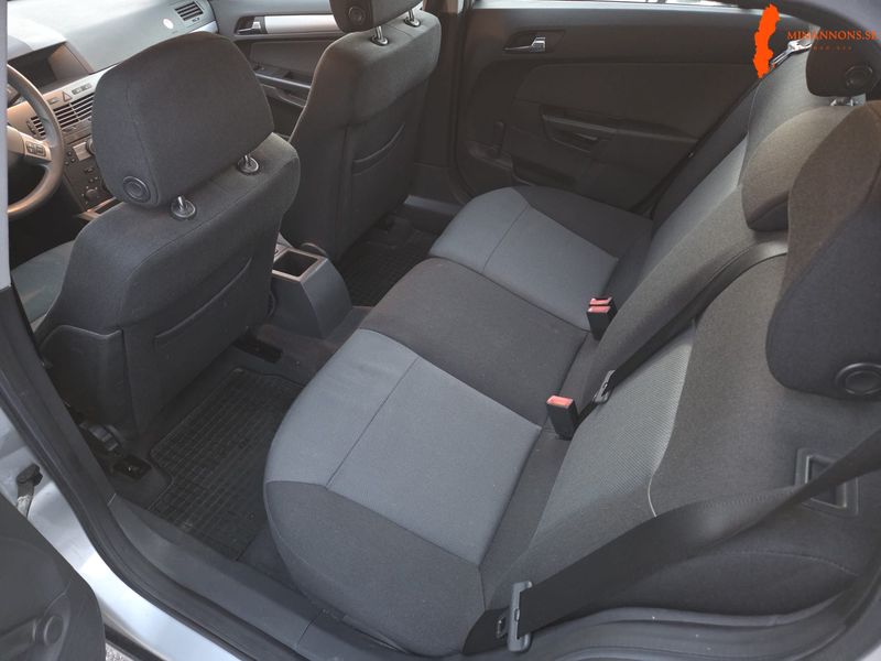 opel-astra-caravan-18-ecotec-automatisk