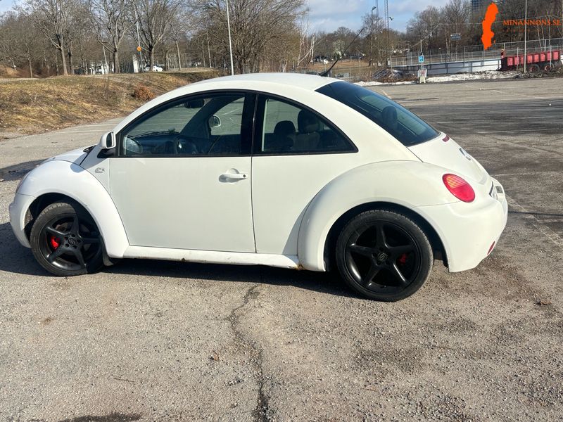 volkswagen-vw-new-beetle-20-20-8v-fwd