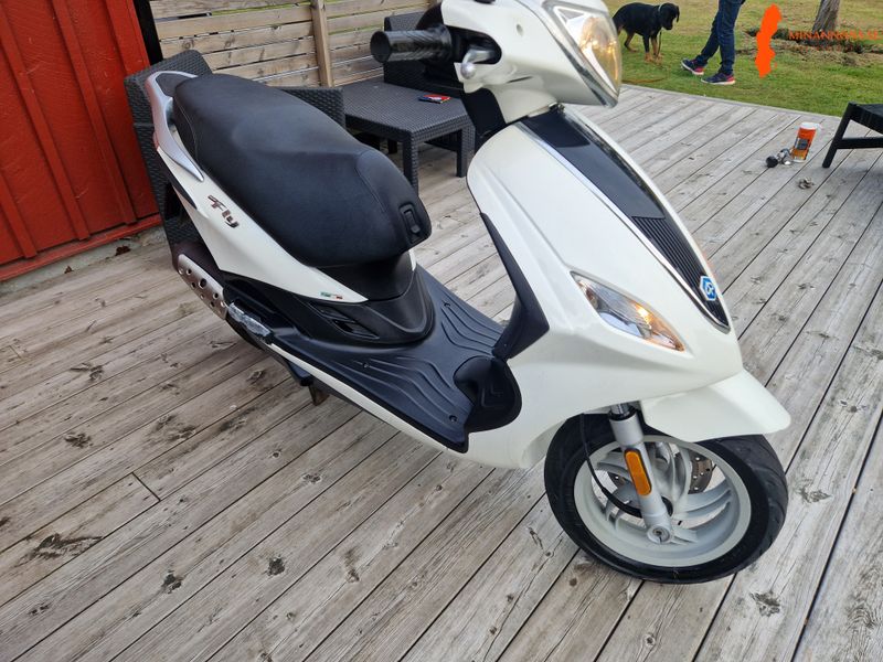 piaggio-fly