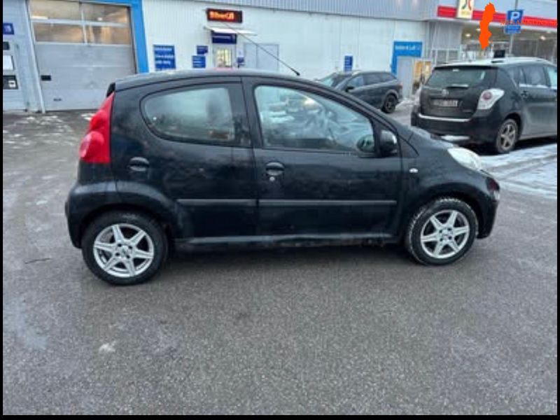 peugeot-107-10-bensin-5d-2010