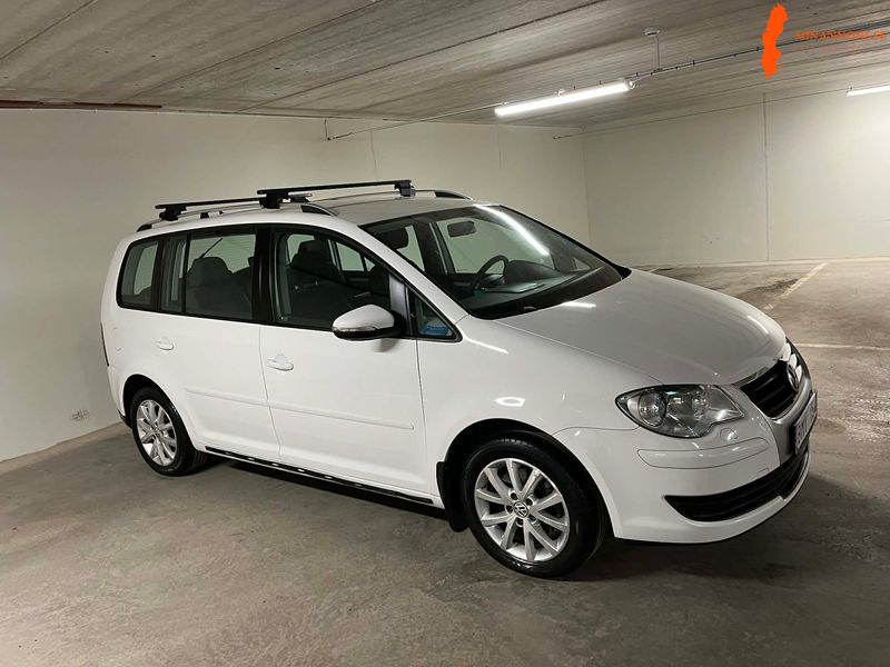 volkswagen-touran-5-sates-14-tgi-ecofuel-dsg-automat-150hk-2010