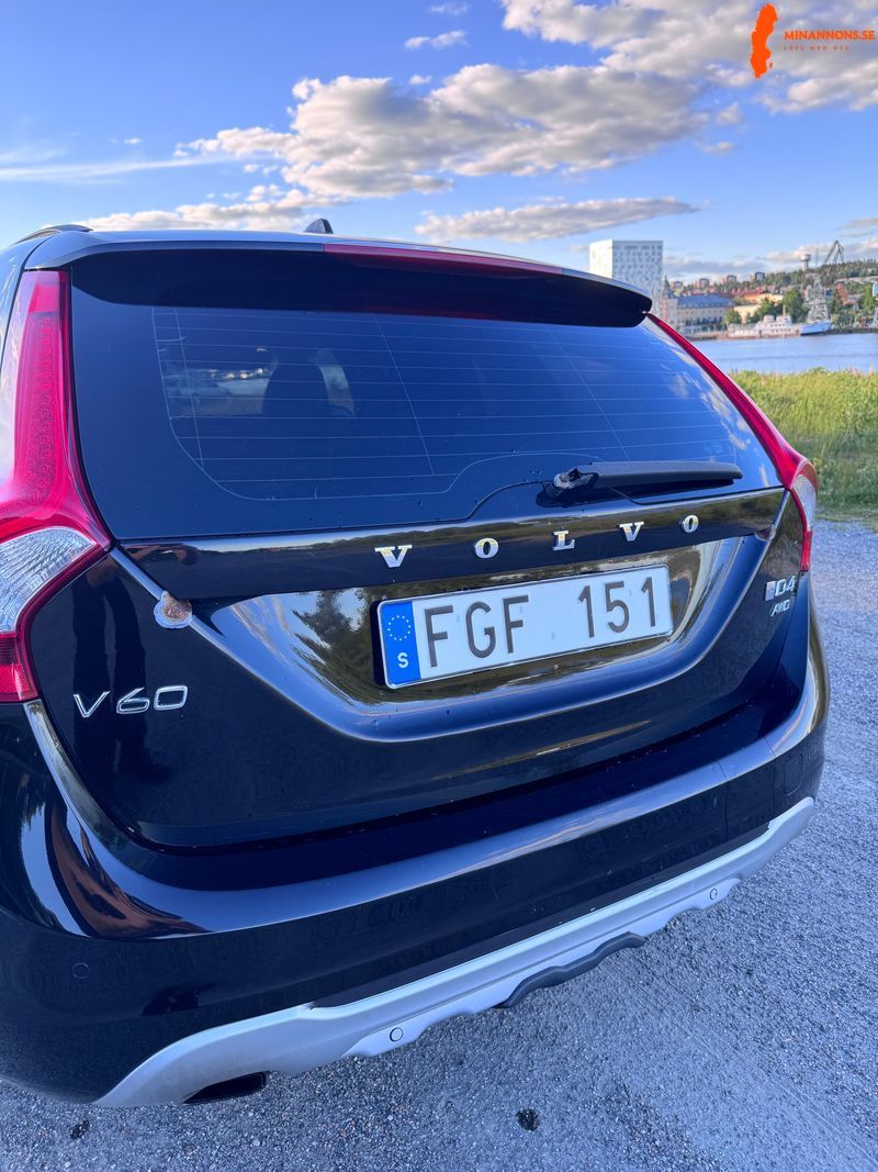volvo-v60-d4-awd-momentum