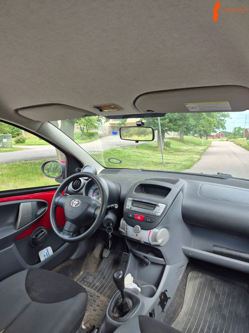 toyota-toyota-aygo-10-12v