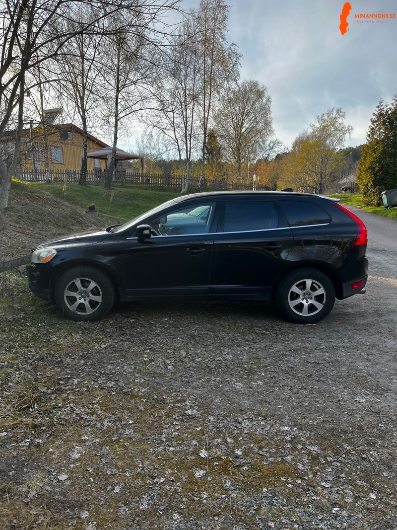 volvo-xc60-24-d-drive-fwd