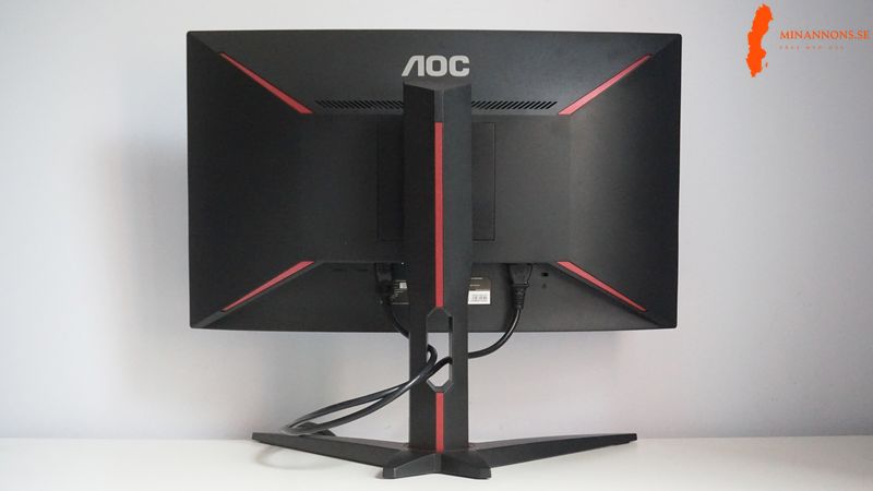 acer-predator-stationar-gaming-aoc-curved-skarm-tangentbord-logitech
