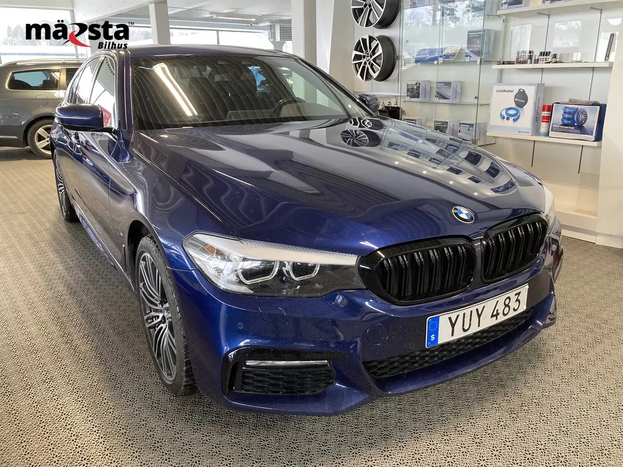 bmw-530e-iperformance-sedan-steptronic