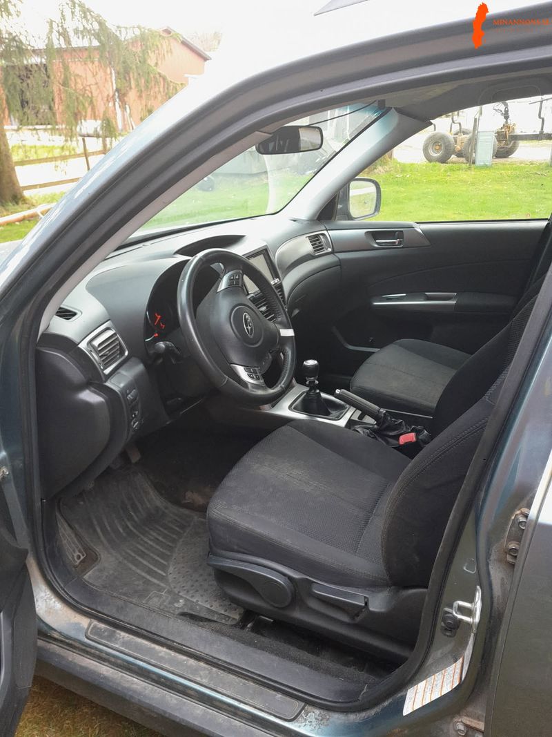 subaru-forester-20-d-awd