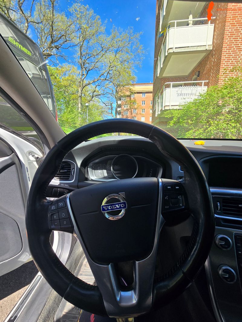 volvo-v60-d4e-20-fwd