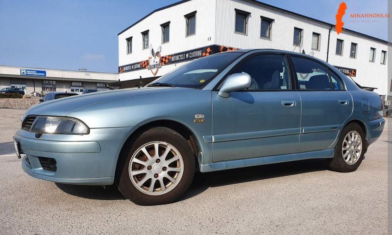 Nybesiktad Mitsubishi Carisma.Mkt Utrustning.Läs nedan.