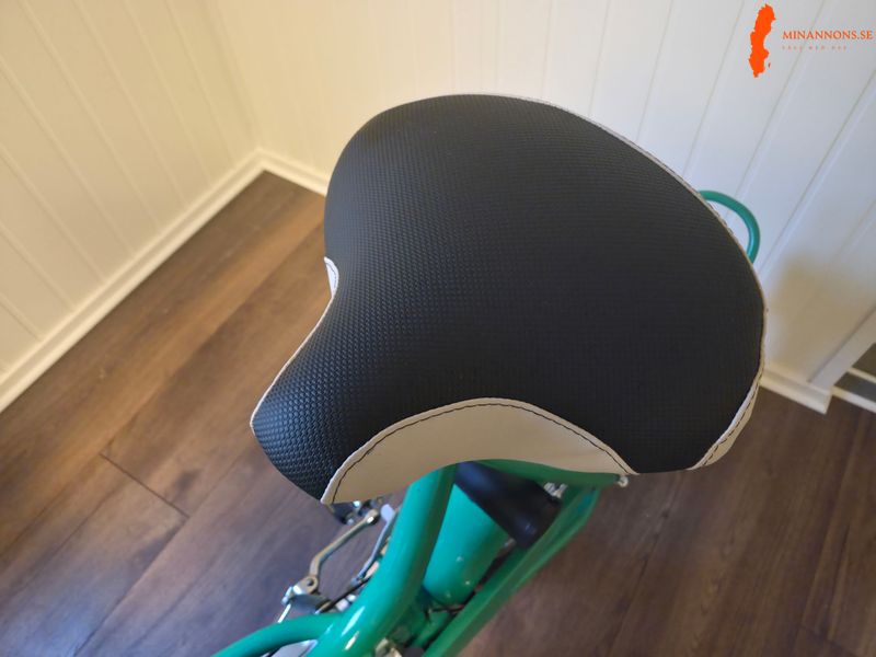 nyrenoverad-flakmoped-1189
