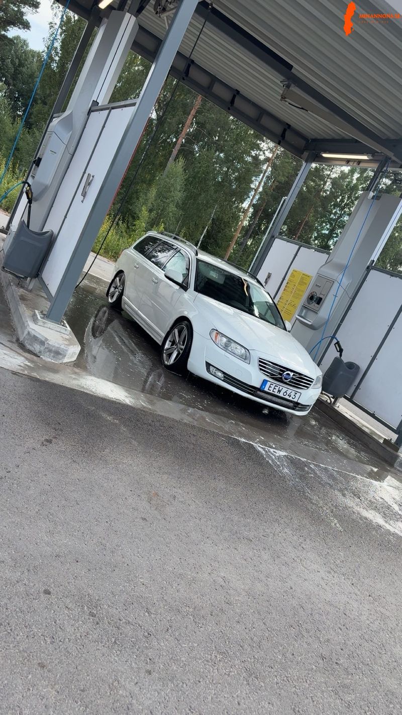 volvo-v70-ii-classic-d3-20-fwd