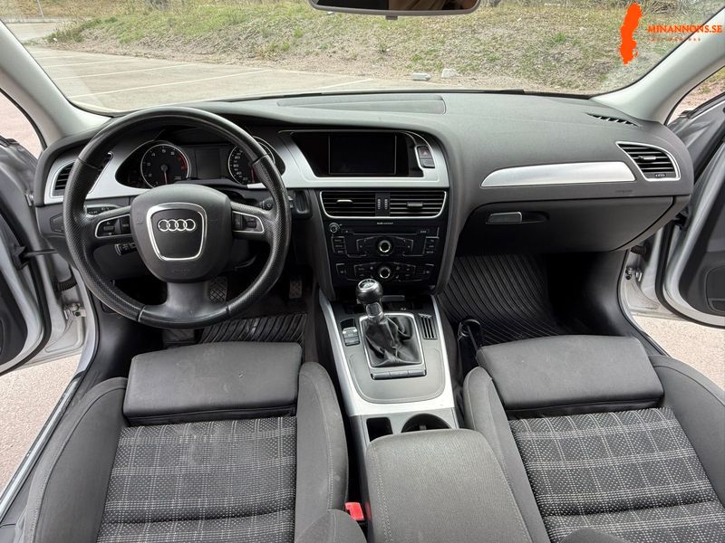 audi-a4-2010-nybesiktad-123-000-km-full-servicebok