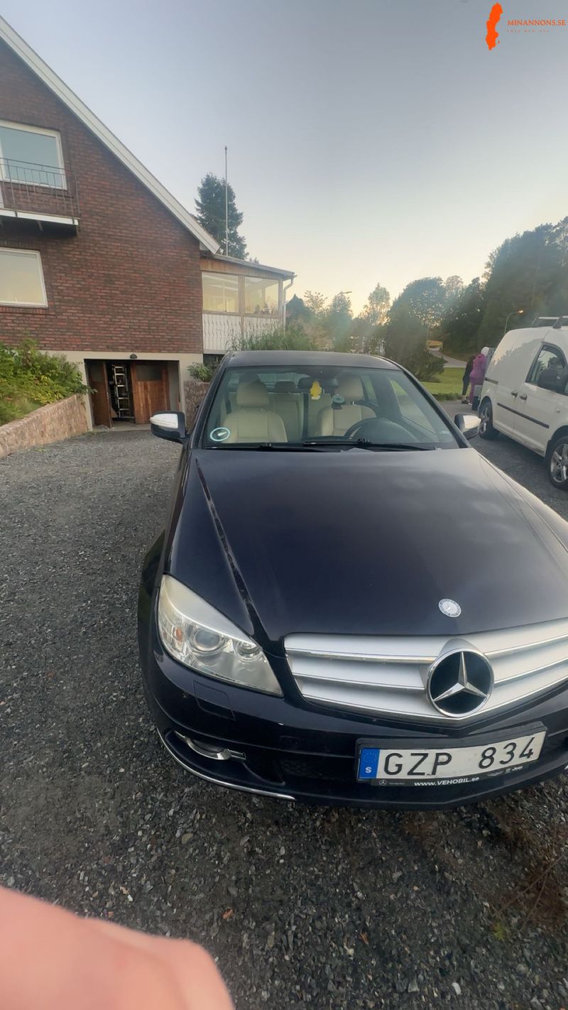 mercedes-benz-mercedes-benz-c-180-komp-180-cgi-blueefficiency-rwd