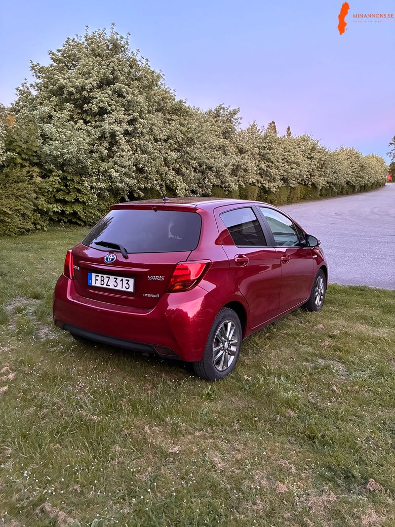 toyota-toyota-yaris-hybrid-15-vvt-i-hybrid-fwd-mhev-b