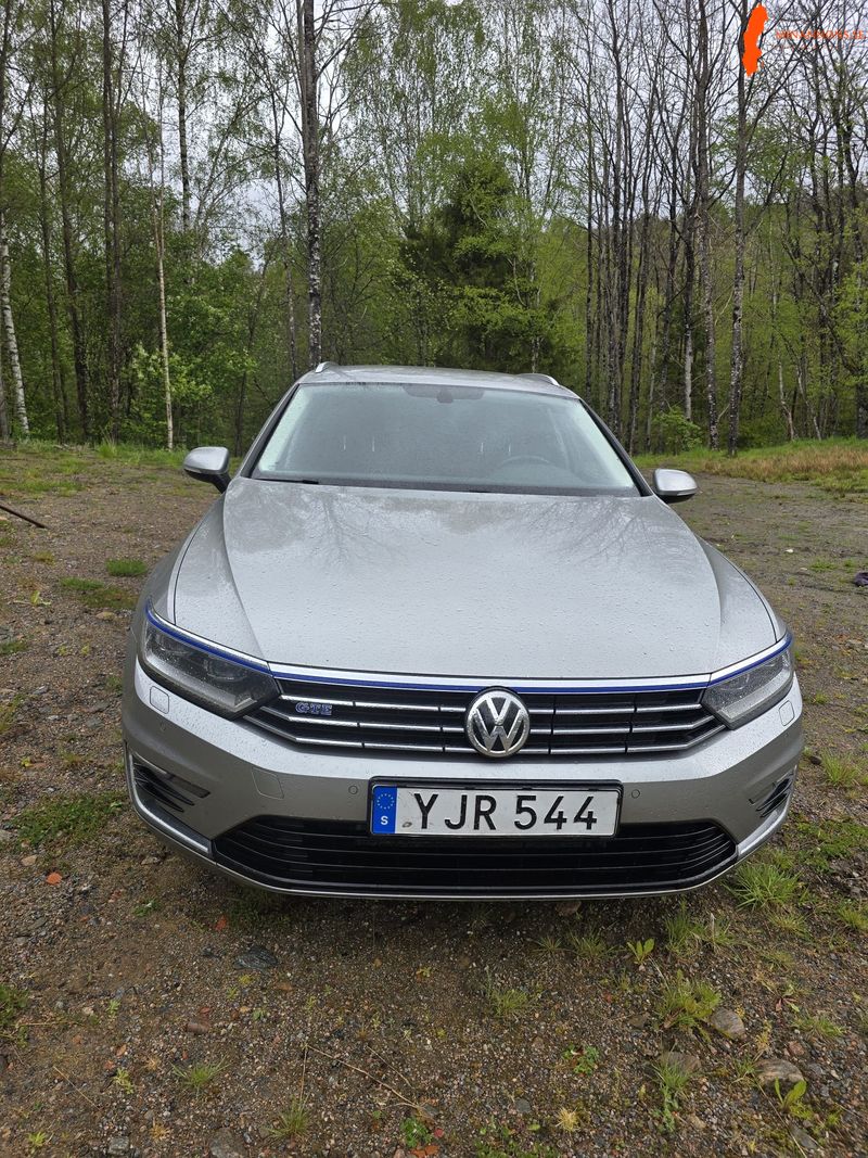 volkswagen-passat-14-tsi-plug-in-hybrid-fwd-gte-phev-b