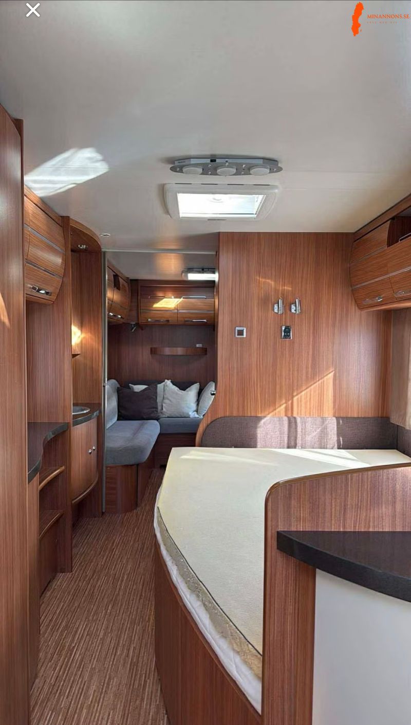 adria-alpina-743-uk-2011