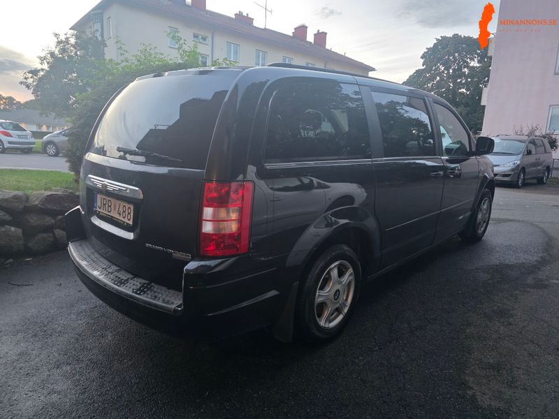 chrysler-chrysler-grand-voyager-38