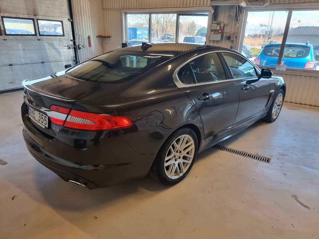 jaguar-xf-30-v6-awd-automatisk-340hk-2013