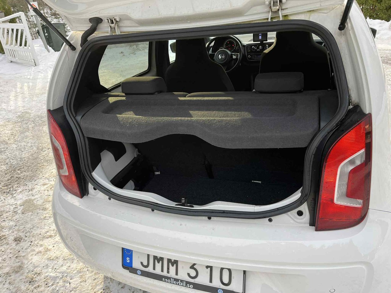 volkswagen-up-5-dorrar-10-mpi