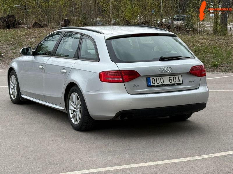 audi-a4-2010-nybesiktad-123-000-km-full-servicebok