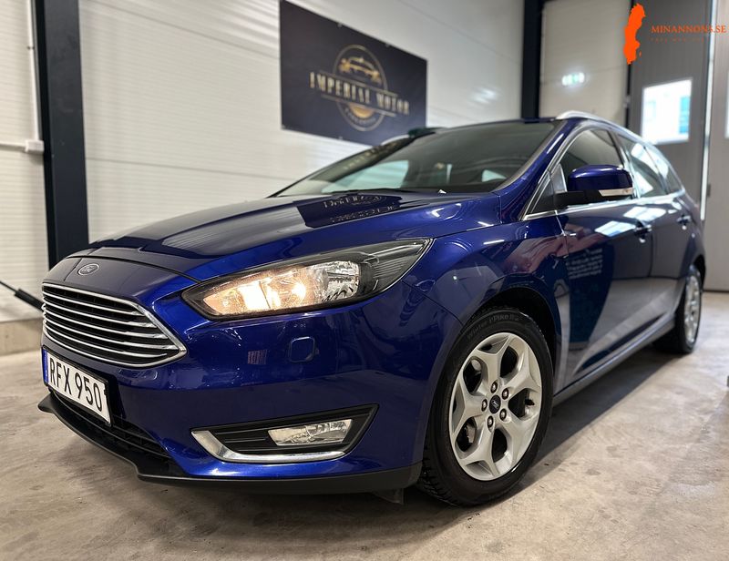 kombi-10-ecoboost-titanium-euro-6-dragkrok