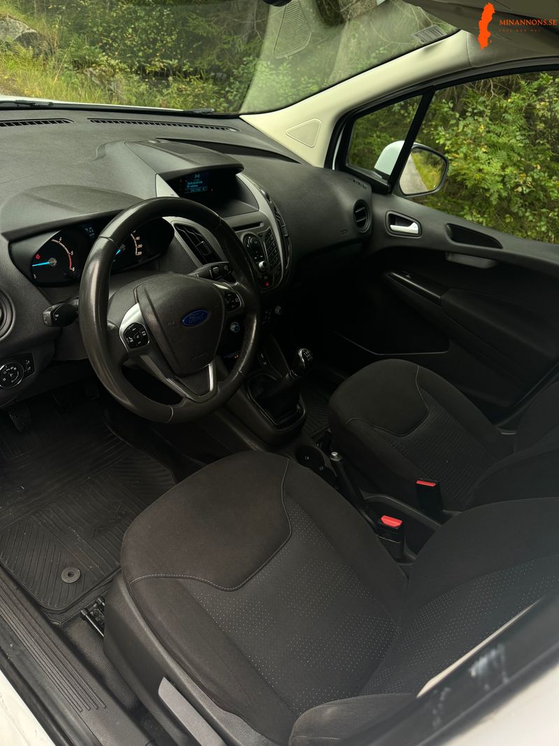 ford-transit-courier