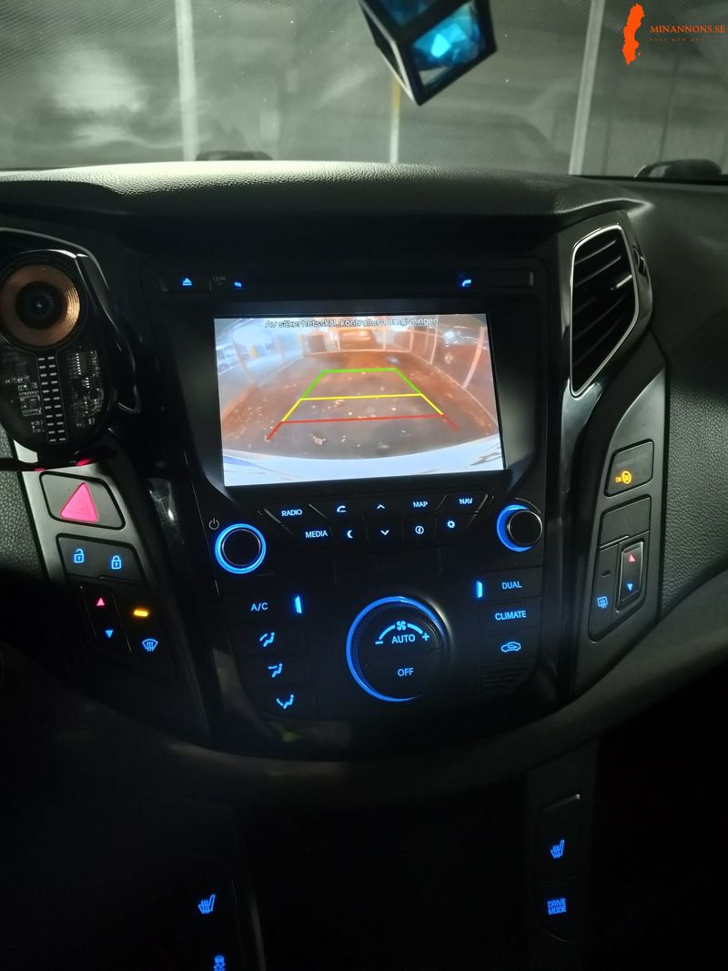 hyundai-i-40-cw-17-crdi-141hk