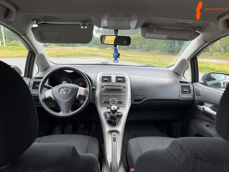 toyota-toyota-auris-16-vvt-i-fwd