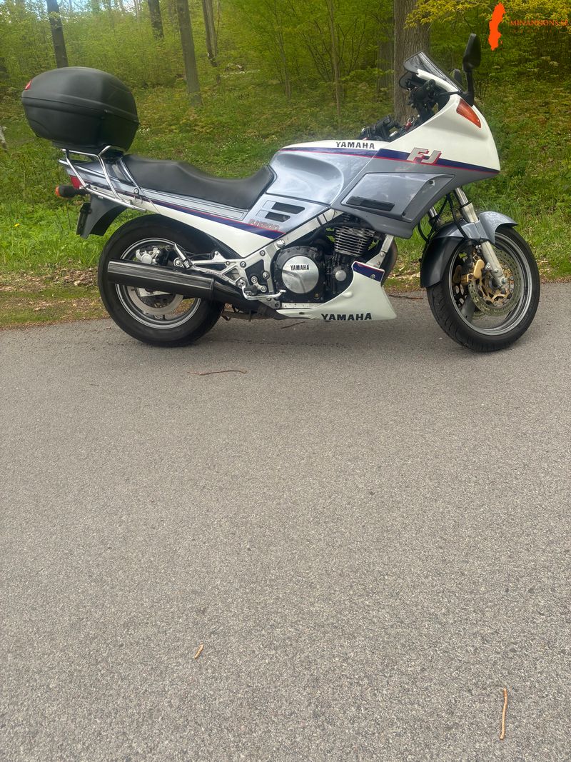 yamaha-fj1200-1990