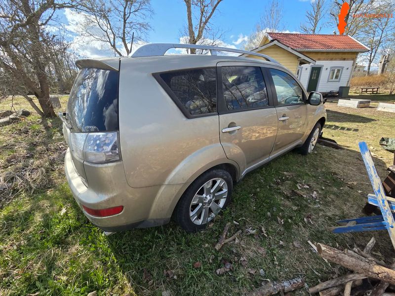 mitsubishi-mitsubishi-outlander-22-di-d-4wd