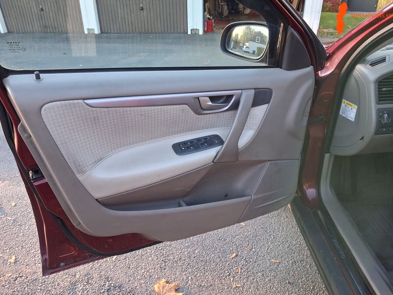volvo-volvo-s-v70-24t-20v-fwd