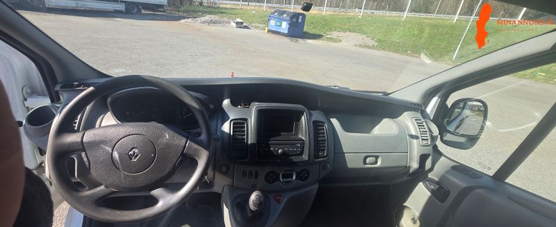 renault-trafic-20-dci-lagmil-momsbil