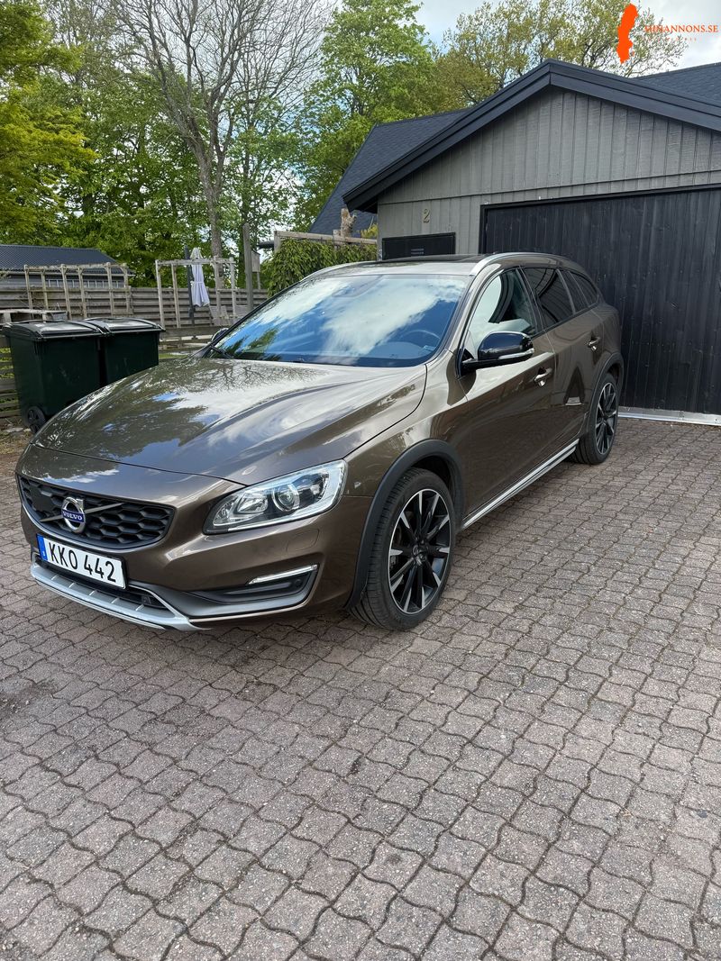 volvo-v60-cross-country-d4-24-awd