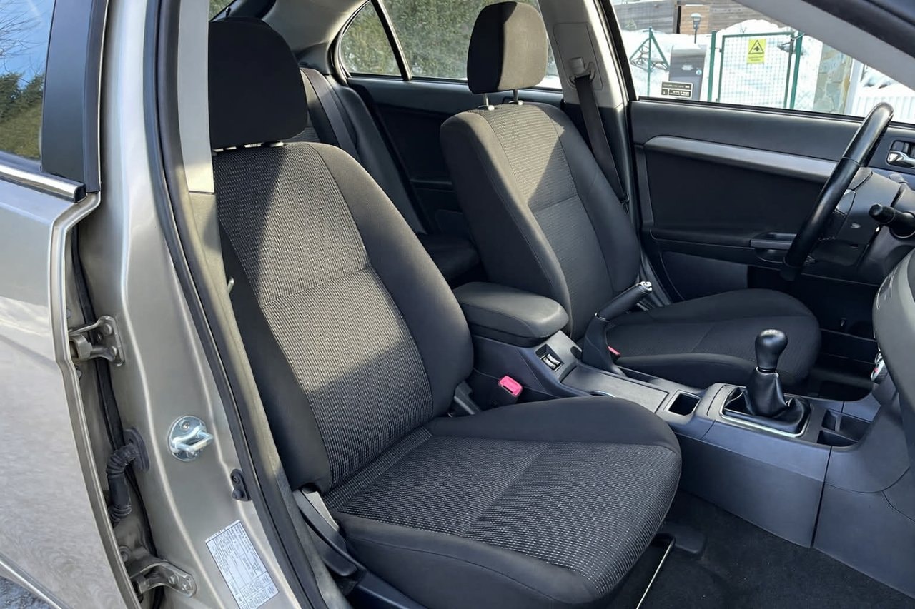 toyota-yaris-5-dorrar-133-dual-vvt-i