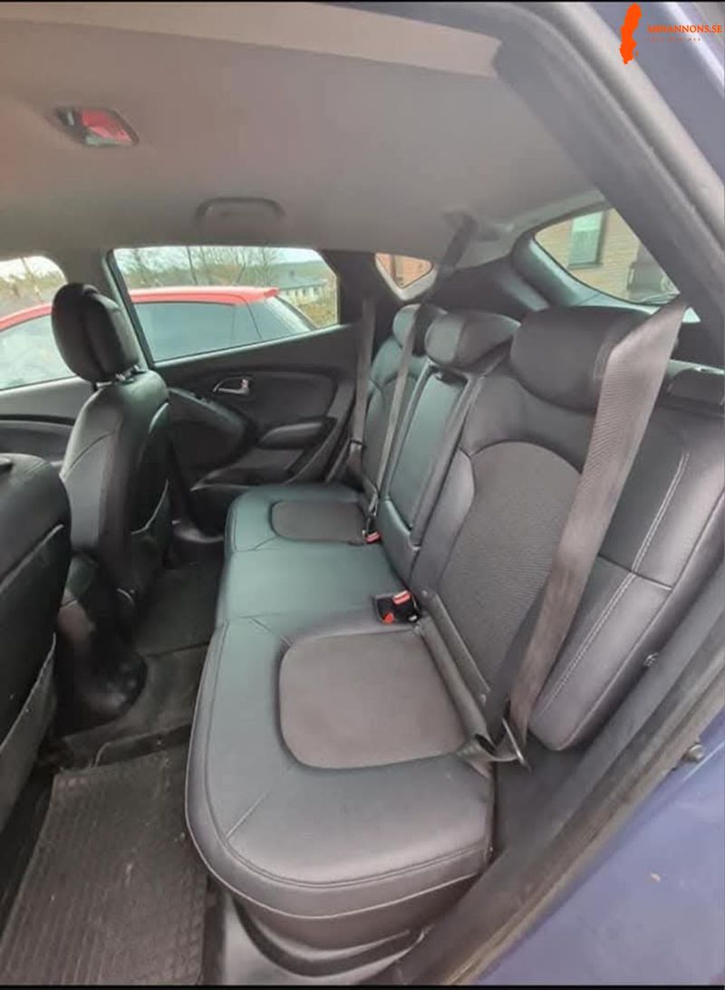 hyundai-ix35-17-crdi-2015-forstahandsagare-besiktigad-till-2027
