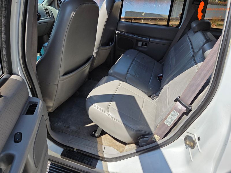ford-ford-explorer