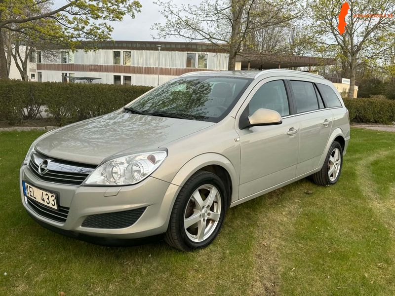 opel-astra-caravan-17-cdti-ecotec-manuell