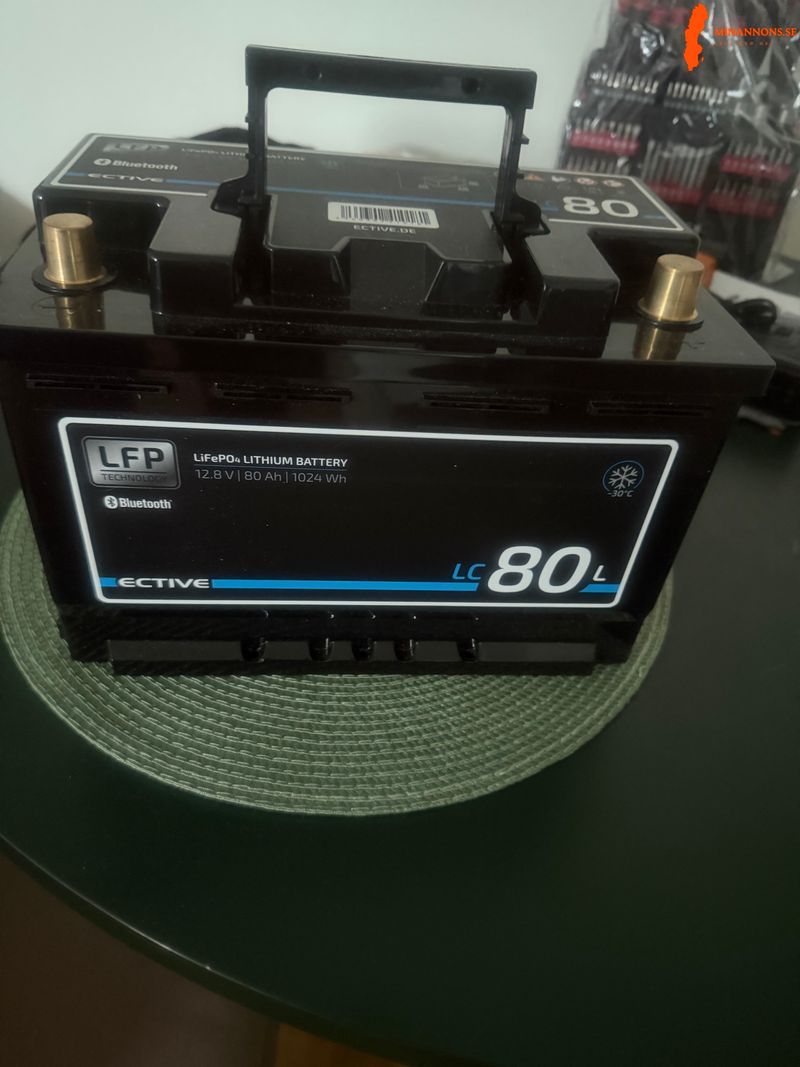 nytt-litiumbatteri-80amp-med-varme-och-blatand