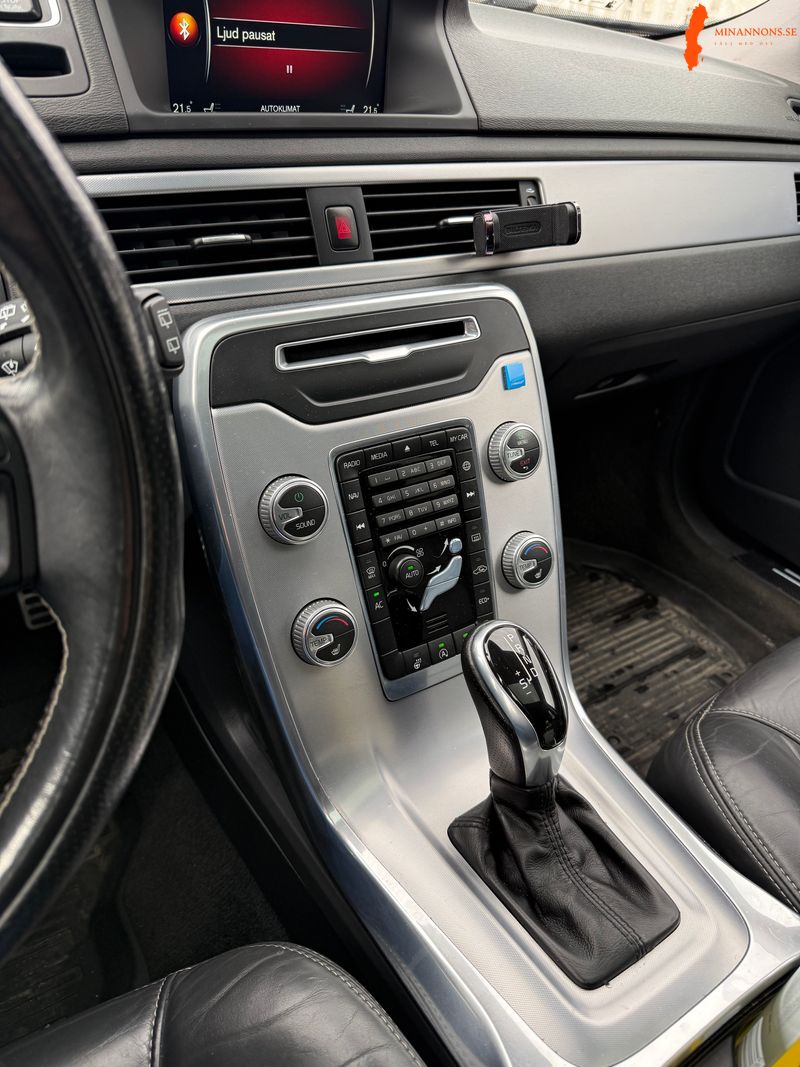 v70-generation-24-2nd-facelift-d4-2015