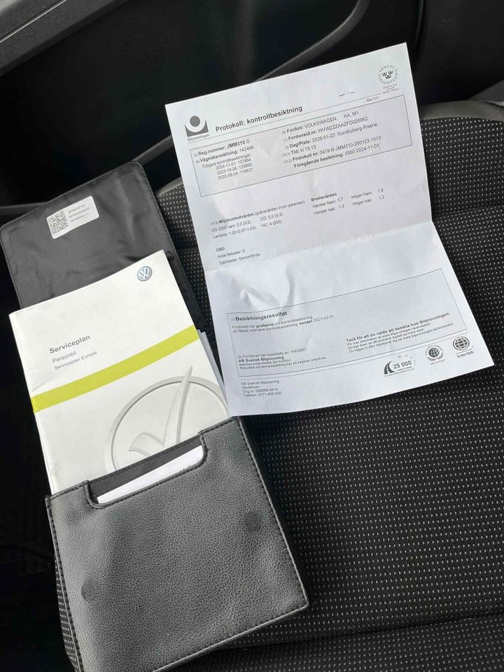 volkswagen-up-5-dorrar-10-mpi