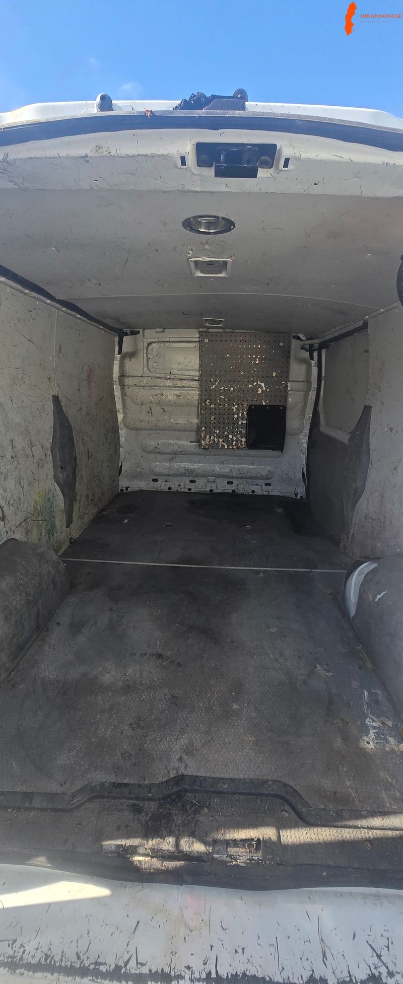 renault-trafic-20-dci-lagmil-momsbil