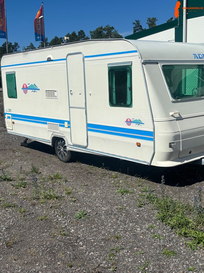 adria-502-unica-up-00