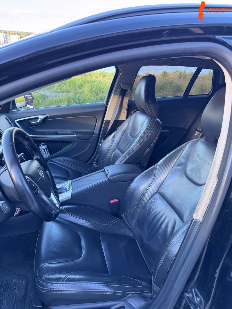 volvo-v60-d4-awd-momentum